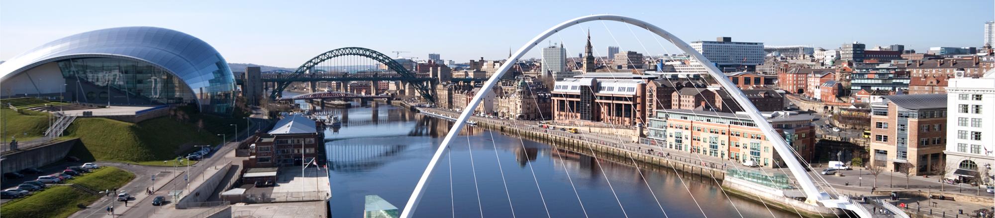 Newcastle Quayside: the Tyne Bridge, the Millenium Bridge and the Sage, Gateshead