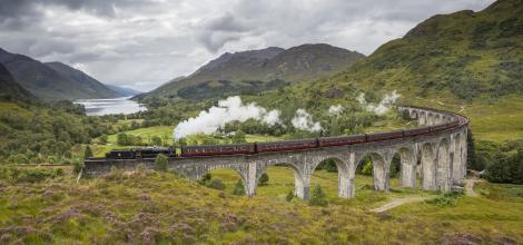 Glenfinnan Viaduct, Scottish Highlands